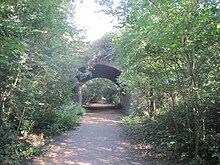 Una fotografia del sender ferroviari Parkland Walk a Londres