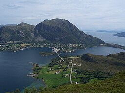 Midsund