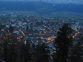 Alteref vom Nussbaimli bi Nacht