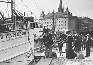 Munkbrohamnen med Riddarholmen i bakgrunden 1890-tal.