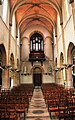 Kircheninneres mit Blick auf die Orgel