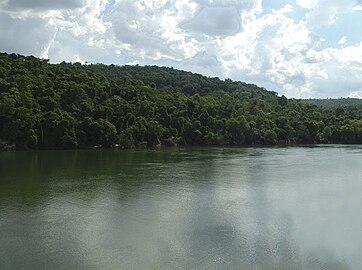 O rio em Cerqueira César