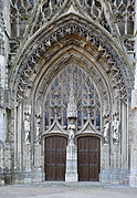 Église abbatiale de la Trinité de Vendôme, attribuée à Jehan de Beauce, en 1506.