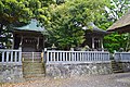 Honden（right）・Nunagawa Shrine（left）