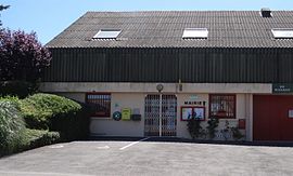 The town hall in Le Pin