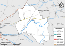 Carte en couleur présentant le réseau hydrographique de la commune