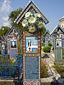 Grabstelen auf dem "Fröhlichen Friedhof"