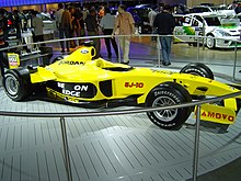 Photo de la Jordan EJ13 à l'exposition IAA 2003