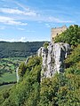 Blick auf die Ruine (mit Kletterern)