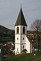 Kirchturm der alten Dorfkirche