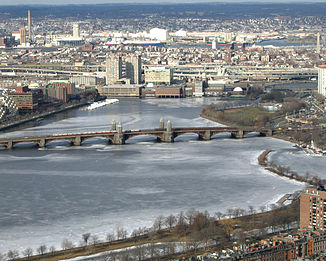 Longfellow Bridge iwa'n Charles River