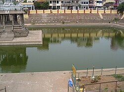 La vasca sacra di Triplicane (Il giglio sacro) che da il nome ad un distretto centrale di Chennai