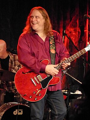 Warren Haynes 12-5-2013.jpg