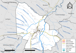 Carte en couleur présentant le réseau hydrographique de la commune