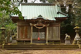 大福山の白鳥神社（2019年撮影） 村名は白鳥神社から採られた