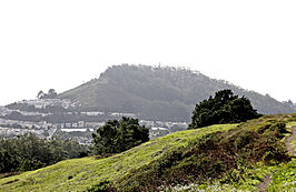 Zicht op Mount Davidson vanaf de Twin Peaks.