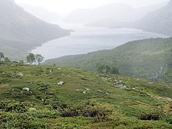 Valldalsvatnet i regndis set fra nord