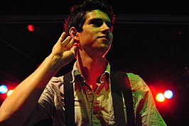 Cameron Leahy van The Downtown Fiction in 2010