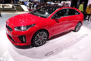 Kia_ProCeed_(03)