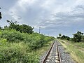 อดีตสถานีรถไฟสะพังเขิน ตำบลดอนมะนาว อำเภอสองพี่น้อง จังหวัดสุพรรณบุรี เปิดเป็นสถานีไม่มีทางสะดวกในวันที่ 16 มิถุนายน พ.ศ. 2506 และยุบเป็นที่หยุดรถเมื่อวันที่ 10 เมษายน พ.ศ. 2509 เนื่องจากเปิดที่หยุดรถไฟหนองวัลย์เปรียงขึ้นมาแทน ปัจจุบันไม่มีขบวนรถไฟจอดแล้ว