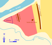 Plan en couleurs d'un site antique avec quelques repères topographiques.