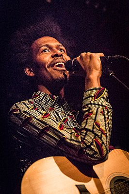 Jeangu Macrooy bij de releaseshow van zijn debuutalbum 'High On You' in Bitterzoet in Amsterdam in 2017