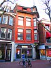 Winkel (bakkerij) met bovenwoning