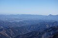 両神山から秩父盆地と武甲山