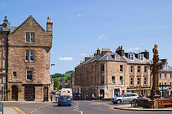 Mercat Cross frå Castle Hill