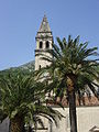 Iglesia principal de Perasto (Perast) con su campanario en típico estilo veneciano