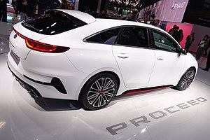 Kia_ProCeed_(04)