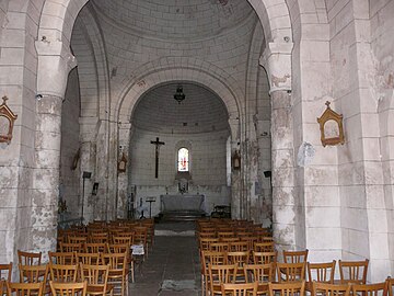 La nef de l'église.