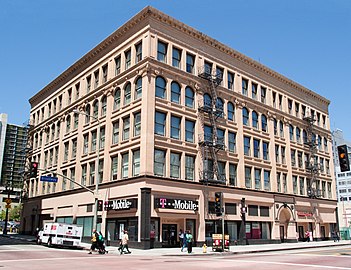 Irvine-Byrne Building (built 1895)