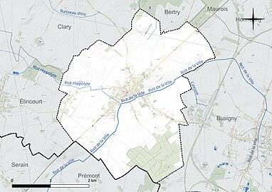 Carte en couleur présentant le réseau hydrographique de la commune