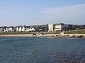 Falmouth Hotel, Gyllyngvase, from Castle Drive.