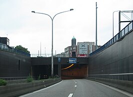 Gezicht op de tunnelingang vanaf Wilrijk