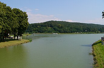 Gezicht van het Nasse Dreieck op de Bergeshöveder Berg in het Teutoburger Woud