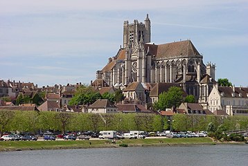 La cathédrale vue depuis le sud-est en 2020.