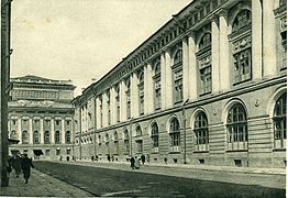 Edificio del n.º 2 de la calle Rossi a inicios del siglo XX