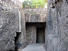 Jogeshwari Caves entrance.jpg