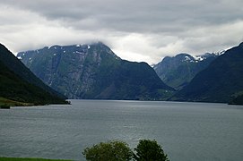 Breimsvatnet lake