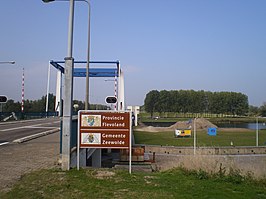 Brug in de N301 over het Nijkerkernauw