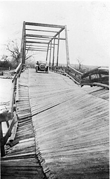 Henleyville Bridge, c.1920