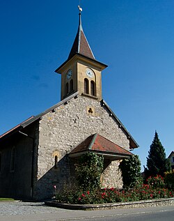 Oulens-sous-Echallens village church