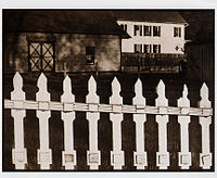 Paul Strand: Bílý plot, Camera Work č. 49–50, 1917