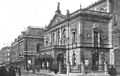 Rotterdamse Schouwburg in de Aert van Nesstraat, foto uit 1930