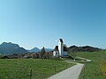 Steinkirchen mit Filialkirche St. Peter, aus östlicher Richtung gesehen