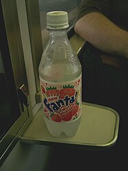 Fanta White Strawberry (Japan, Herbst 2004)