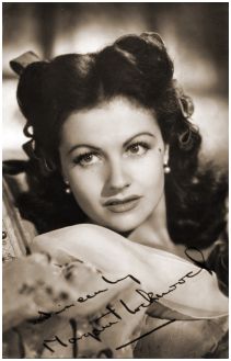 Publicity photo of Margaret Lockwood