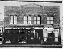 Historic photograph of the Pomeroy Block